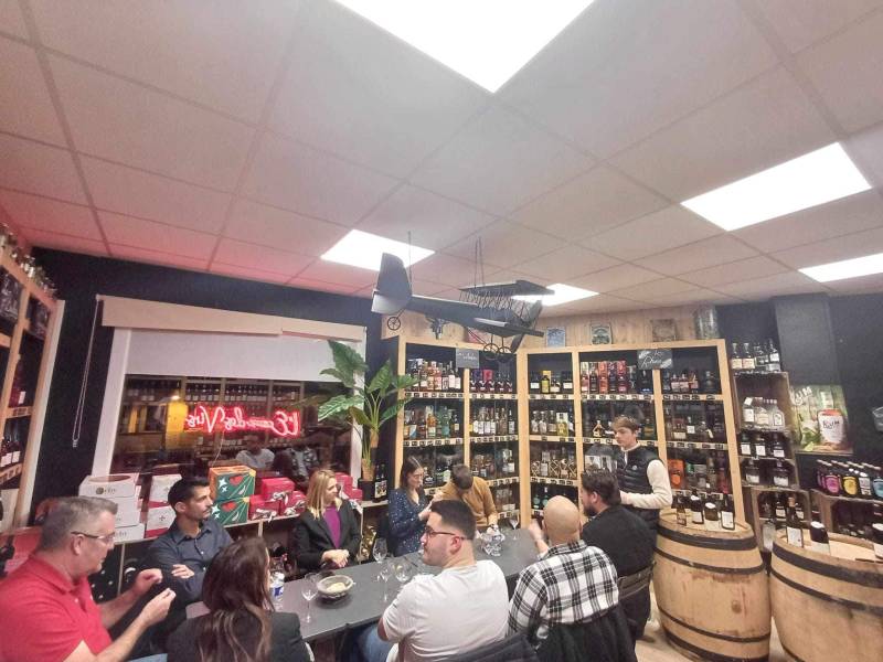 L'Ecaux des vins - Privatisation d'une cave à vins avec licence IV près d'Etretat