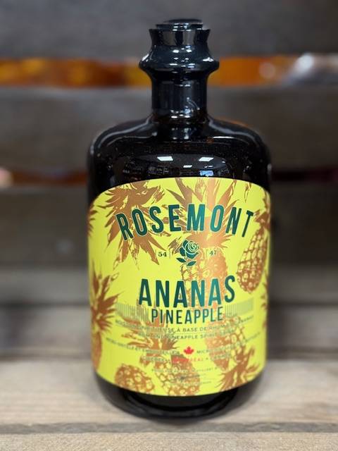 Découvrez les spiritueux artisanaux de la Distillerie Rosemont au Canada chez L’Écaux des Vins, près de Montivilliers